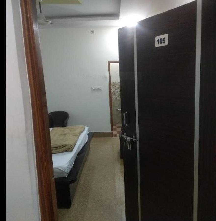 ホテル Royal Dhaba, Murthal エクステリア 写真